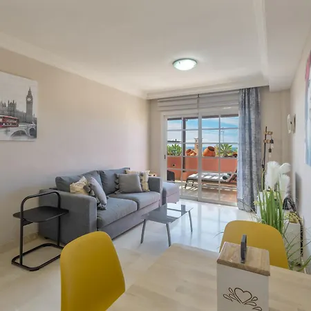 El Duque Beach-luxury Apartament- Apartment