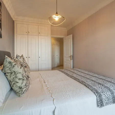 El Duque Beach-luxury Apartament- Apartment *
