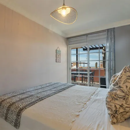El Duque Beach-luxury Apartament- Apartment